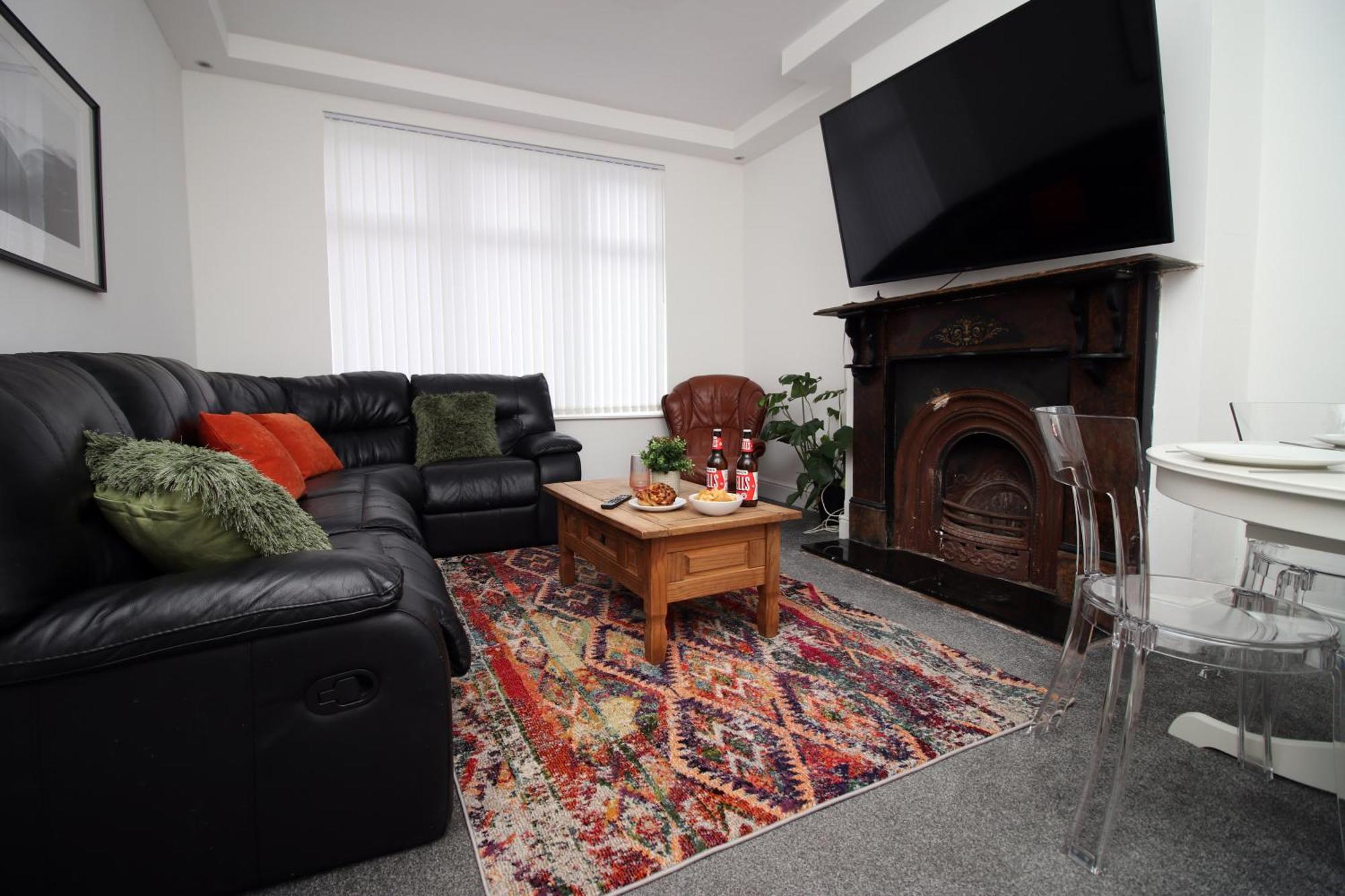 Royal Oak House - 5 Bedroom House - Wifi - Parking Cardiff Exterior foto