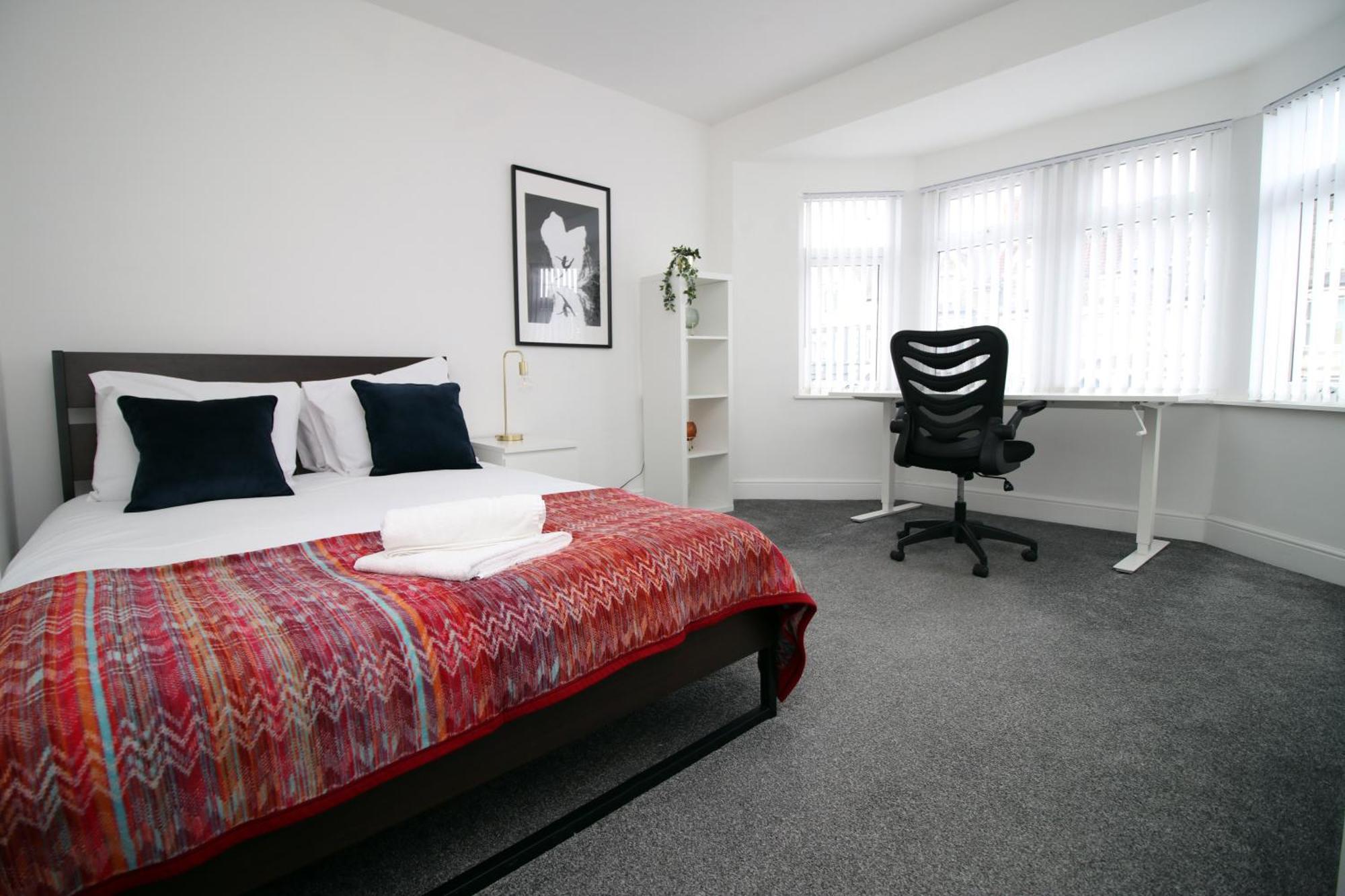 Royal Oak House - 5 Bedroom House - Wifi - Parking Cardiff Exterior foto